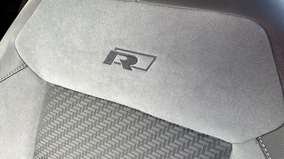 Used Volkswagen T-Roc 2019 for sale - 75886730: Photo 63