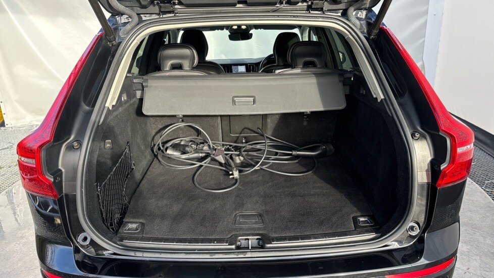 Used Volvo XC60 2022 for sale - 76834738: Photo 15