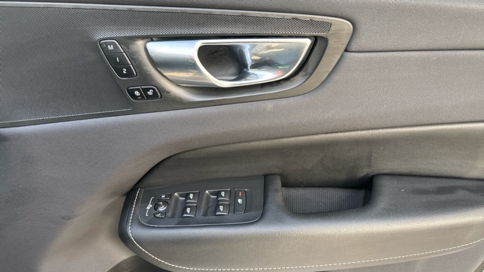 Used Volvo XC60 2022 for sale - 76834738: Photo 32