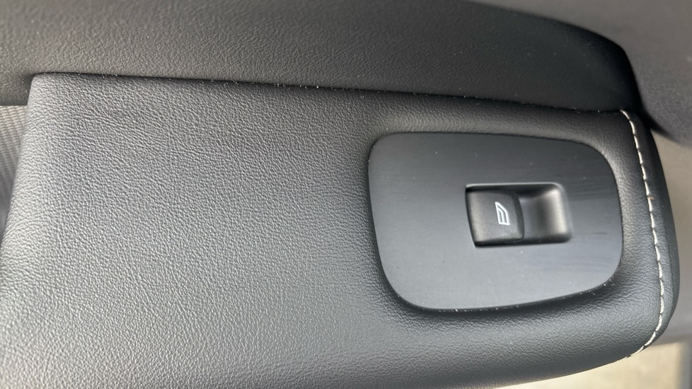 Used Volvo XC60 2022 for sale - 76834738: Photo 43