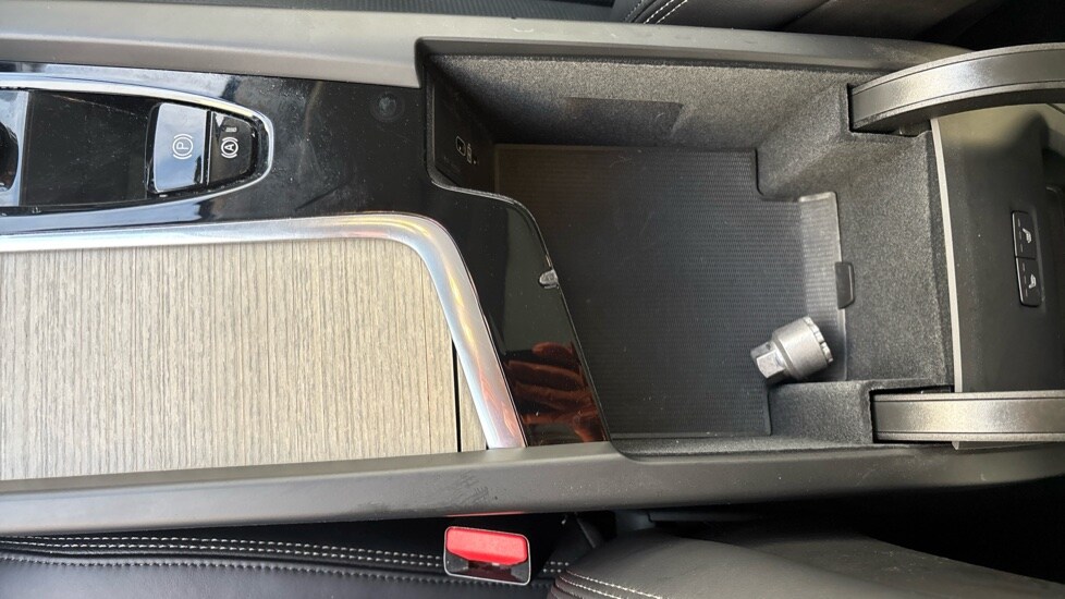 Used Volvo XC60 2022 for sale - 76834738: Photo 51