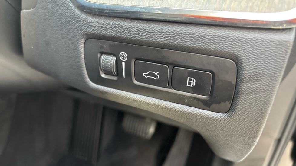 Used Volvo XC60 2022 for sale - 76834738: Photo 63