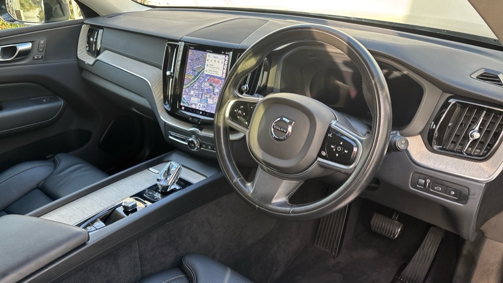 Used Volvo XC60 2022 for sale - 76834738: Photo 9