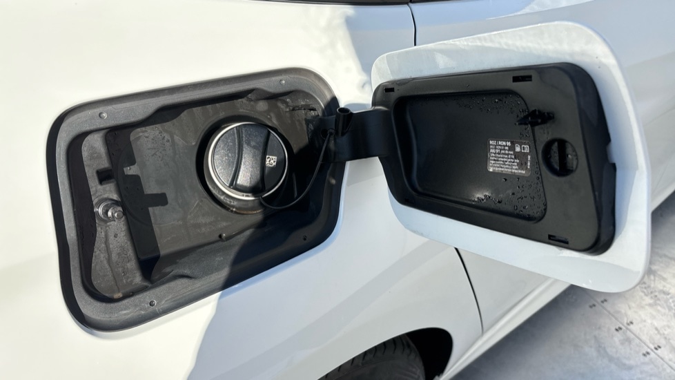 Used BMW 6 Series 2017 for sale - 76112386: Photo 23