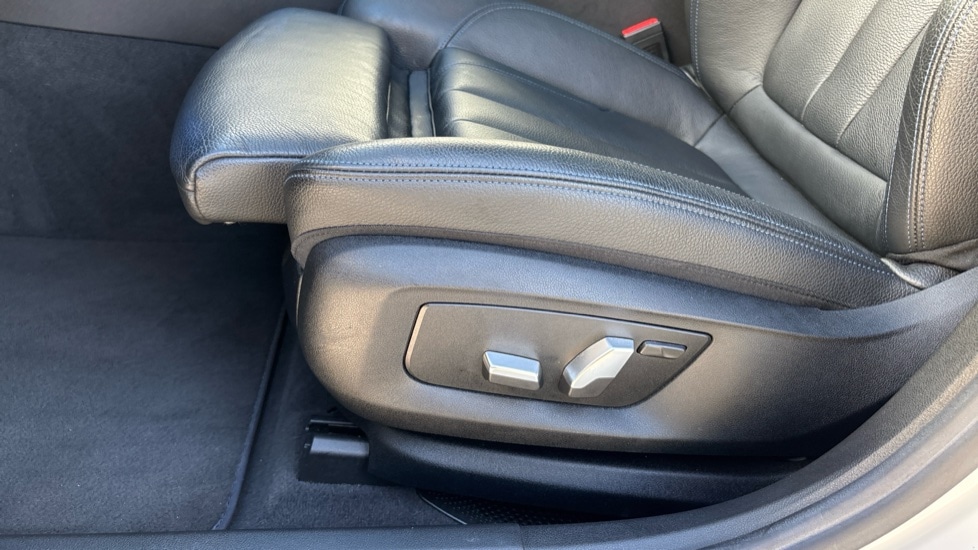 Used BMW 6 Series 2017 for sale - 76112386: Photo 44
