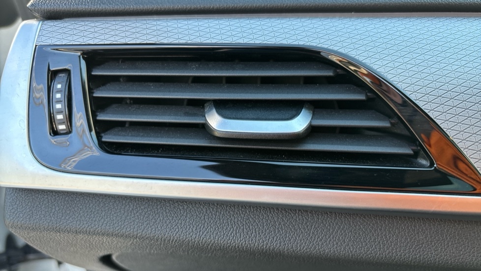 Used BMW 6 Series 2017 for sale - 76112386: Photo 46