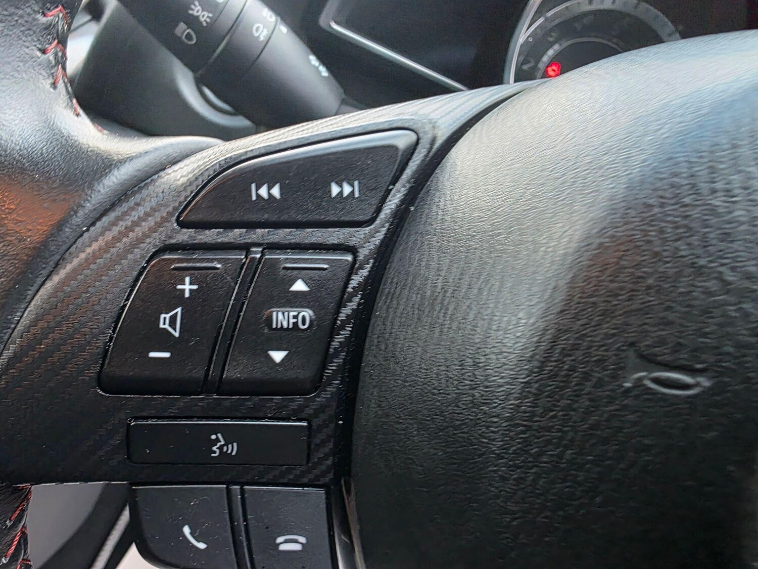 Used Mazda Mazda3 2015 for sale - 77639385: Photo 15