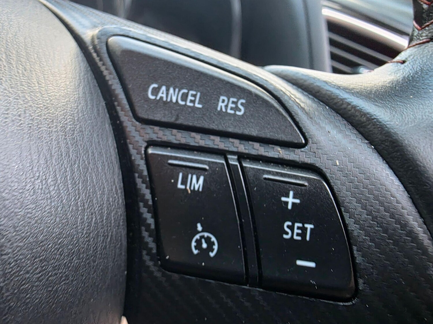 Used Mazda Mazda3 2015 for sale - 77639385: Photo 16