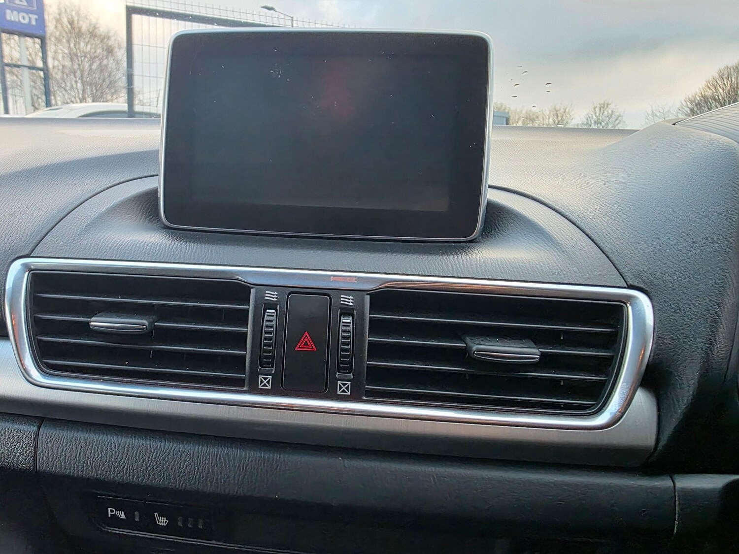 Used Mazda Mazda3 2015 for sale - 77639385: Photo 17