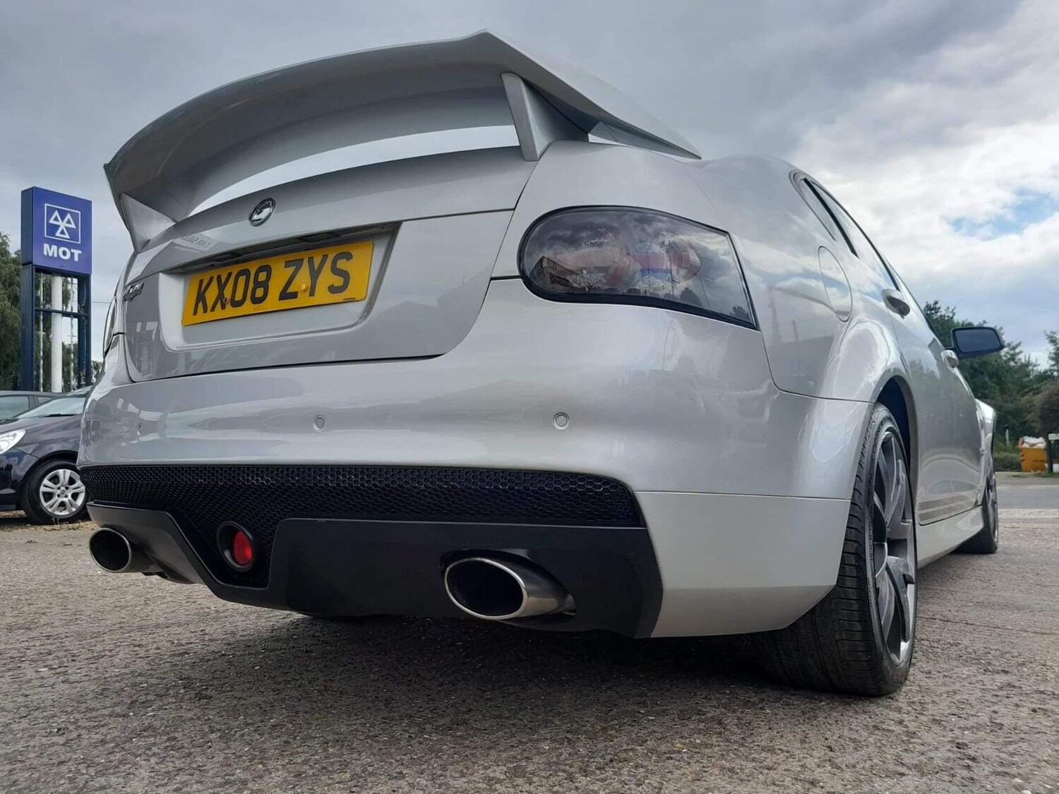 Used Vauxhall VXR8 2008 for sale - 77639380: Photo 9