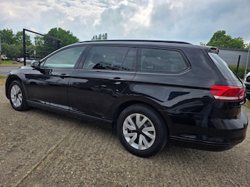 Used Volkswagen Passat 2015 for sale - 78642023: Photo