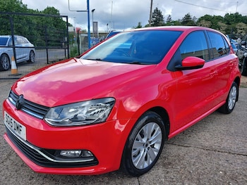 Used Volkswagen Polo 2015 for sale - 78559257: Photo