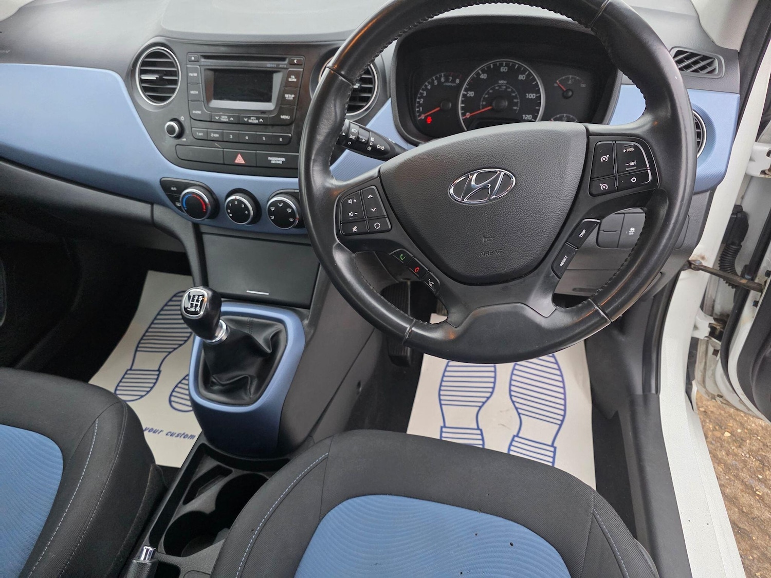 Used Hyundai i10 2015 for sale - 77917540: Photo 18