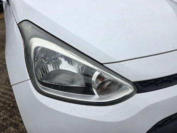 Used Hyundai i10 2015 for sale - 77917540: Photo