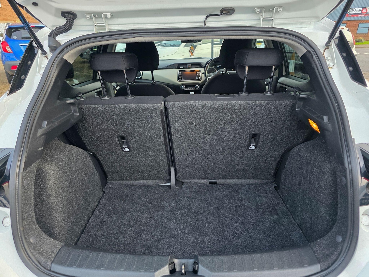 Used Nissan Micra 2017 for sale - 77639377: Photo 25