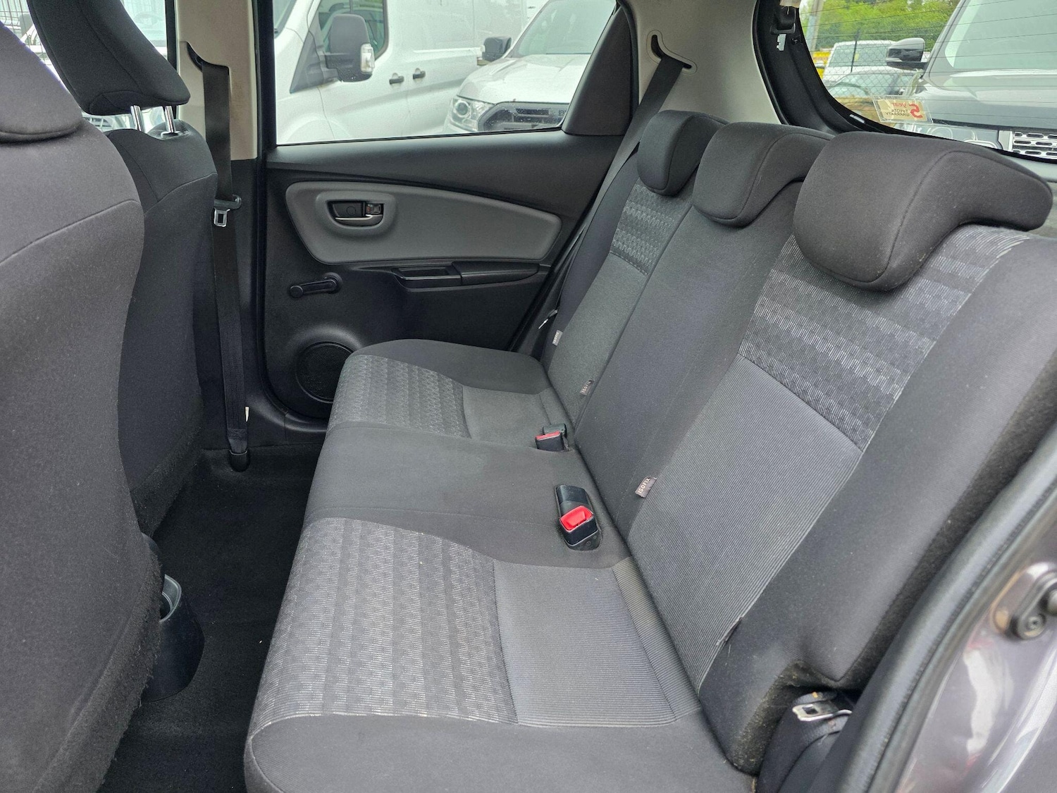 Used Toyota Yaris 2016 for sale - 78094744: Photo 16