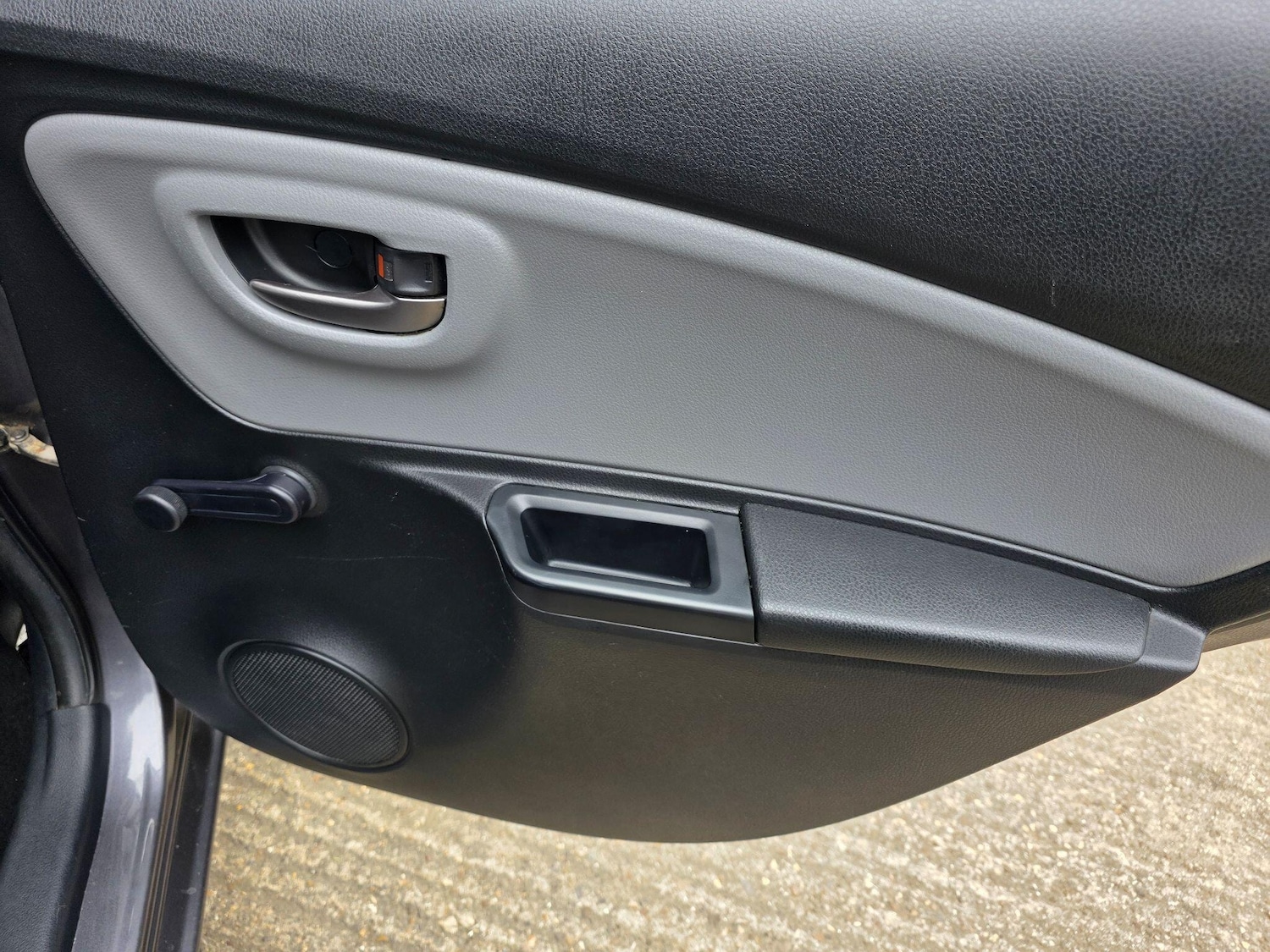 Used Toyota Yaris 2016 for sale - 78094744: Photo 21