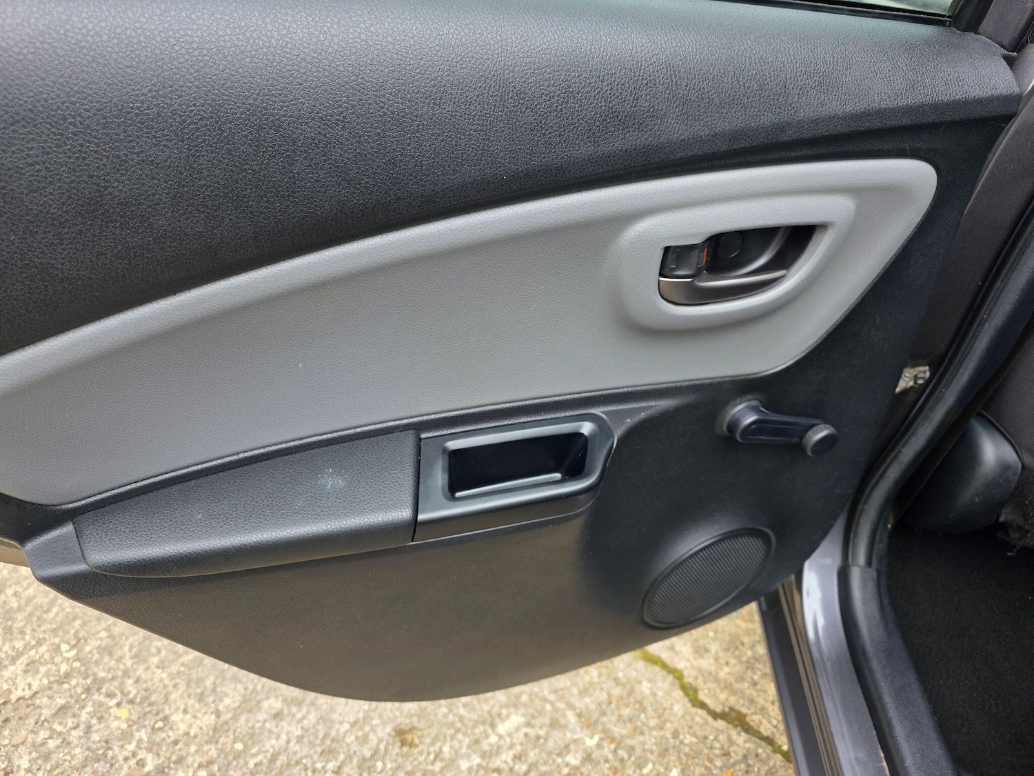 Used Toyota Yaris 2016 for sale - 78094744: Photo 22