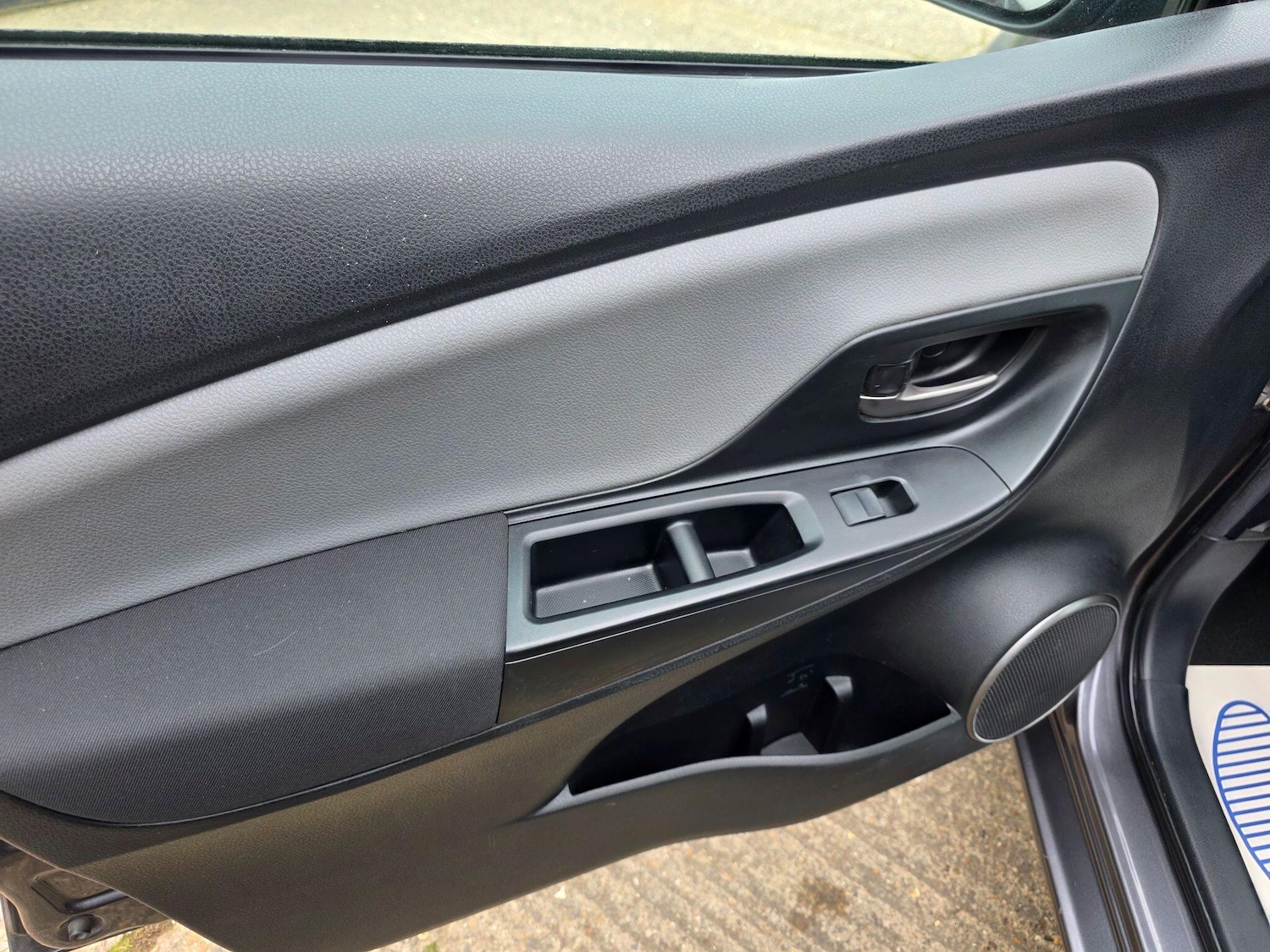 Used Toyota Yaris 2016 for sale - 78094744: Photo 23