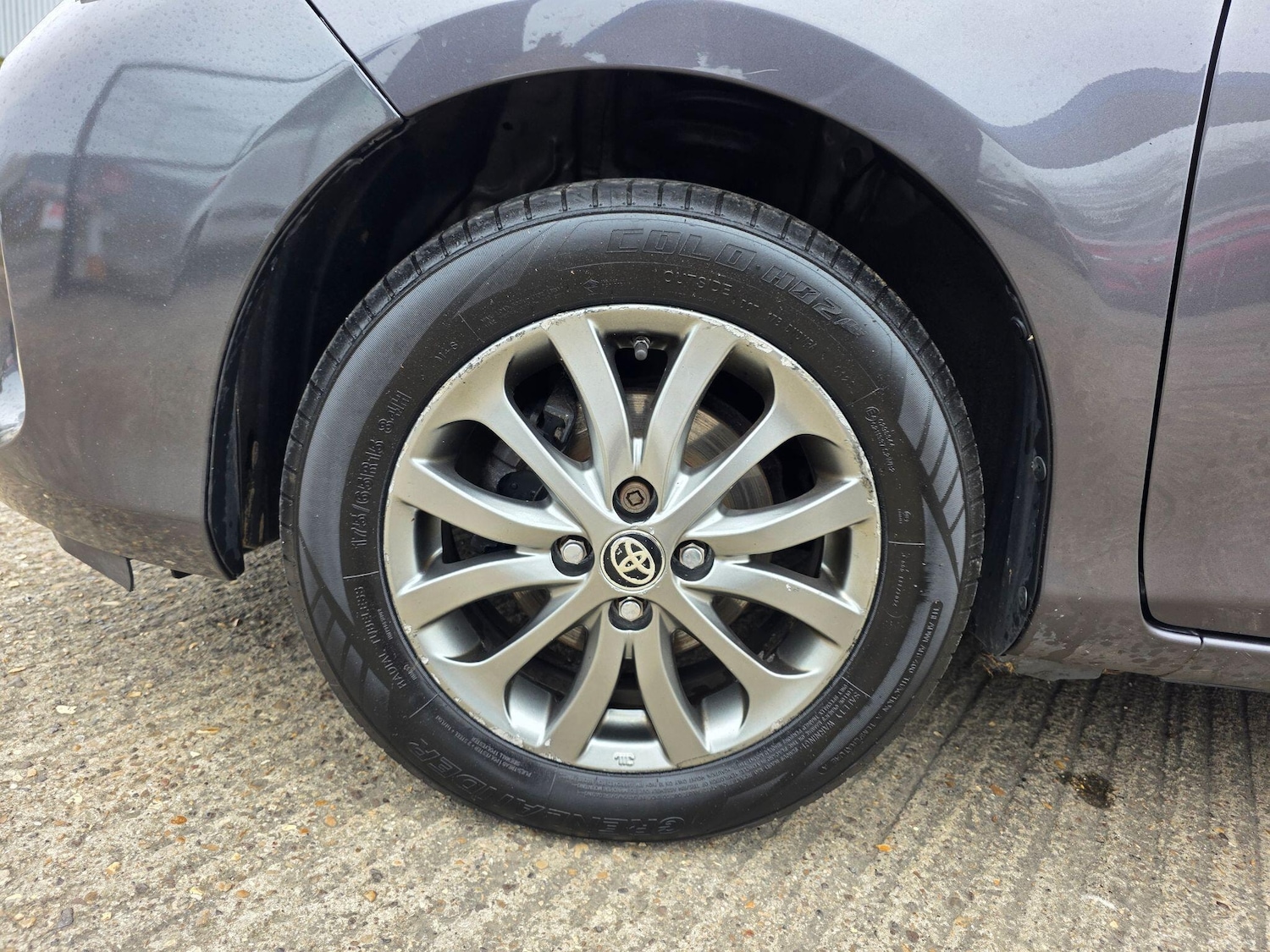 Used Toyota Yaris 2016 for sale - 78094744: Photo 25