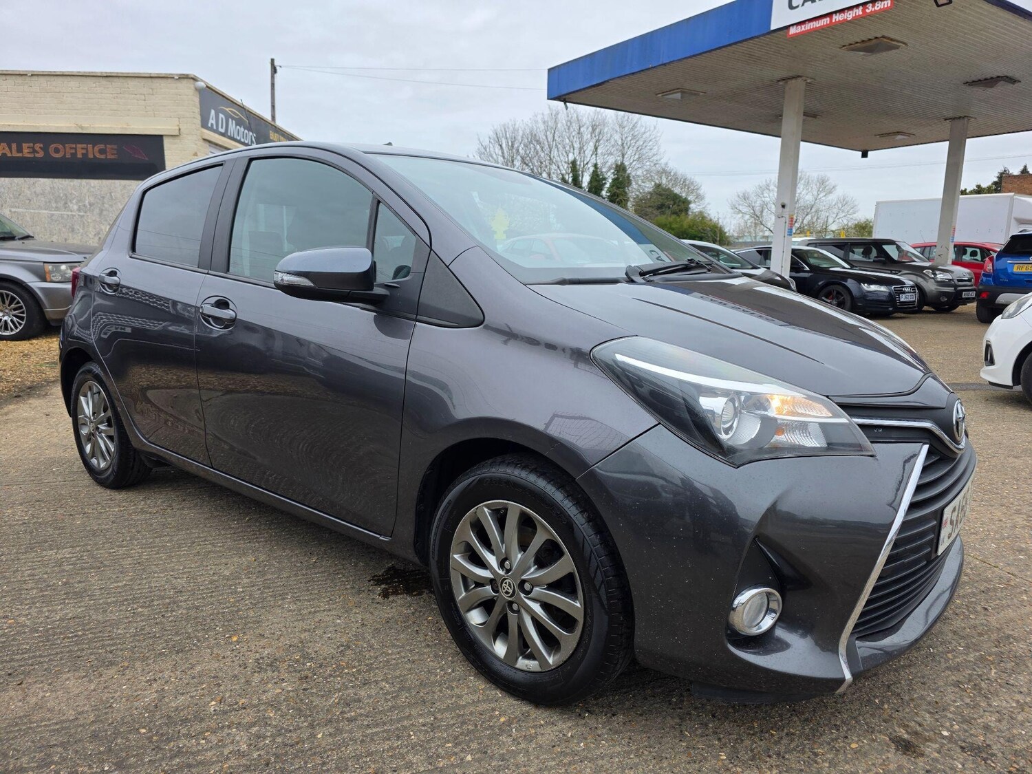 Used Toyota Yaris 2016 for sale - 78094744: Photo 5