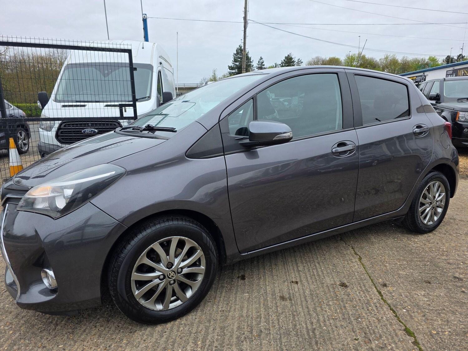 Used Toyota Yaris 2016 for sale - 78094744: Photo 7