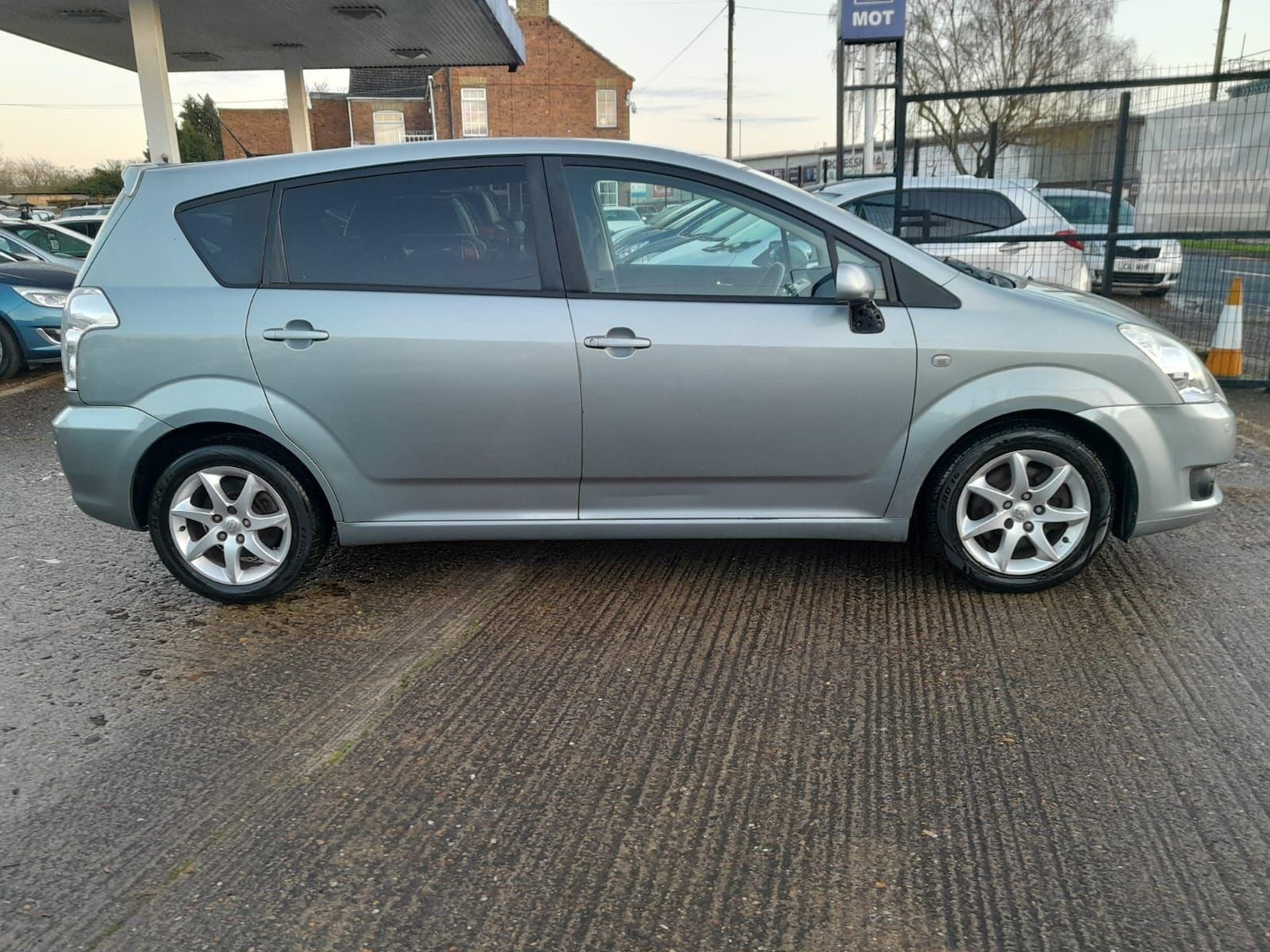 Used Toyota Corolla Verso 2008 for sale - 77639376: Photo 3