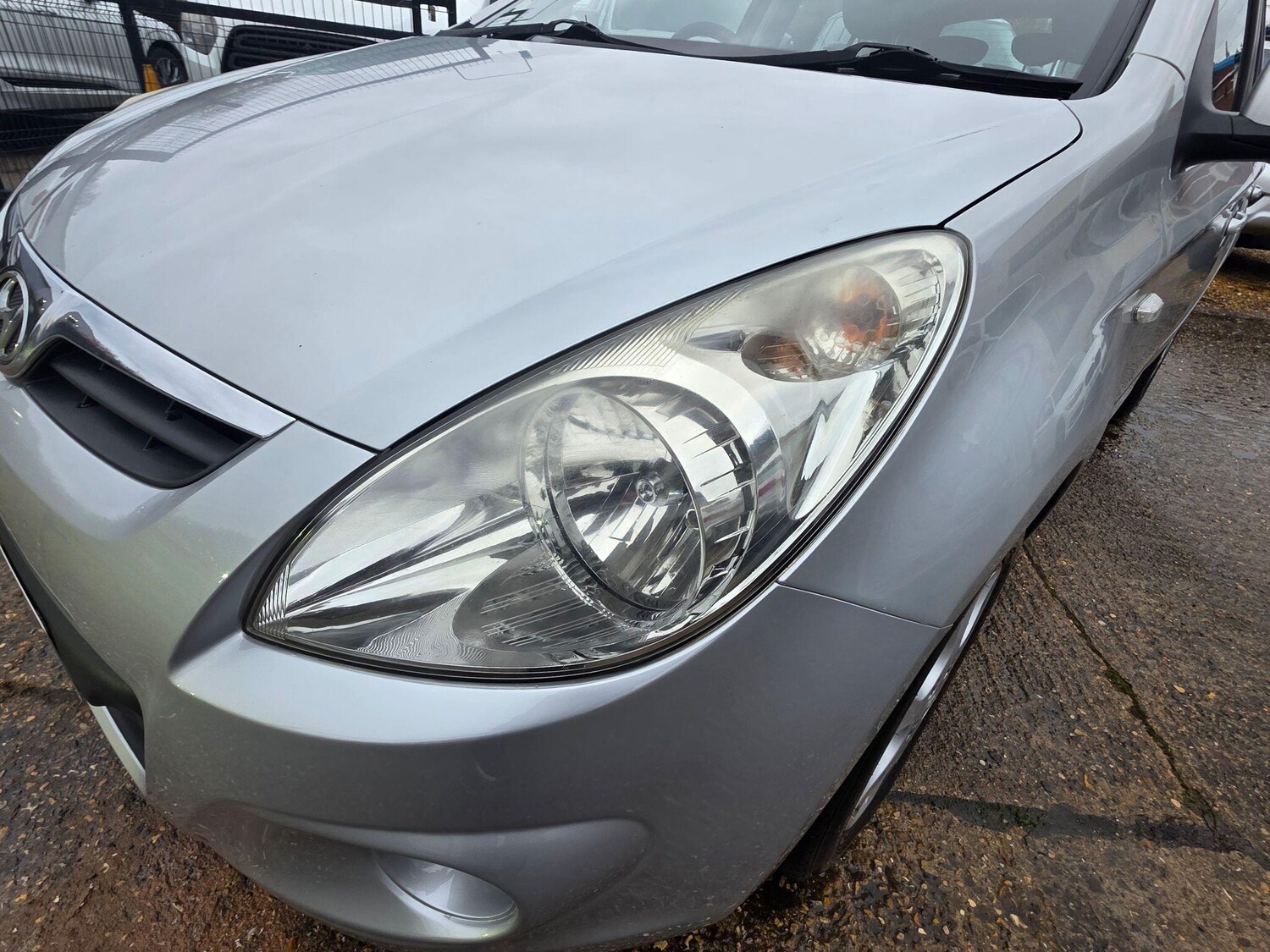 Used Hyundai i20 2010 for sale - 77639381: Photo 11