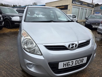 Used Hyundai i20 2010 for sale - 77639381: Photo