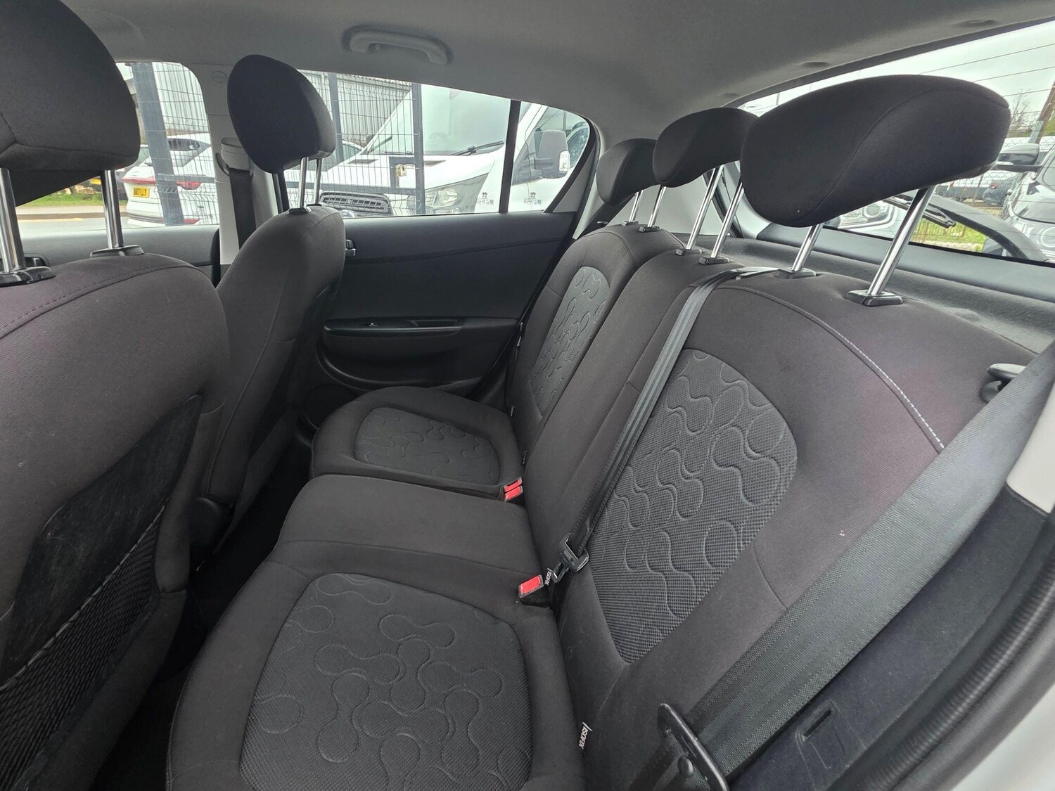 Used Hyundai i20 2010 for sale - 77639381: Photo 20