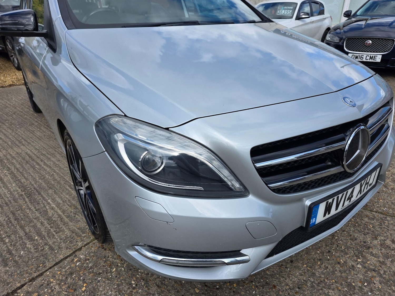 Used Mercedes-Benz B Class 2014 for sale - 77889337: Photo 5