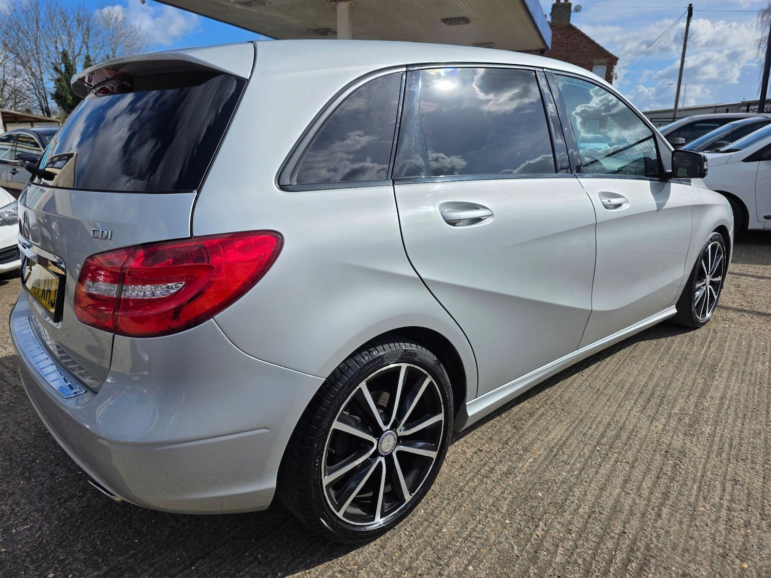 Used Mercedes-Benz B Class 2014 for sale - 77889337: Photo 9
