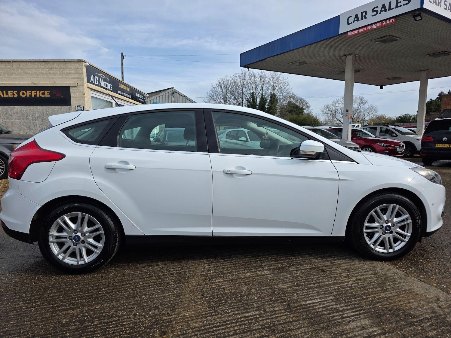 Used Ford Focus 2012 for sale - 77639389: Photo 10