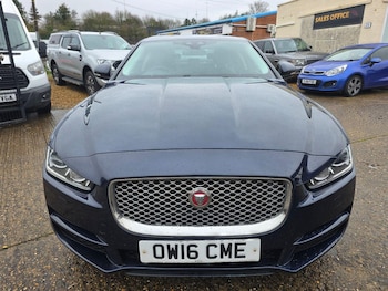 Used Jaguar XE 2016 for sale - 77639363: Photo