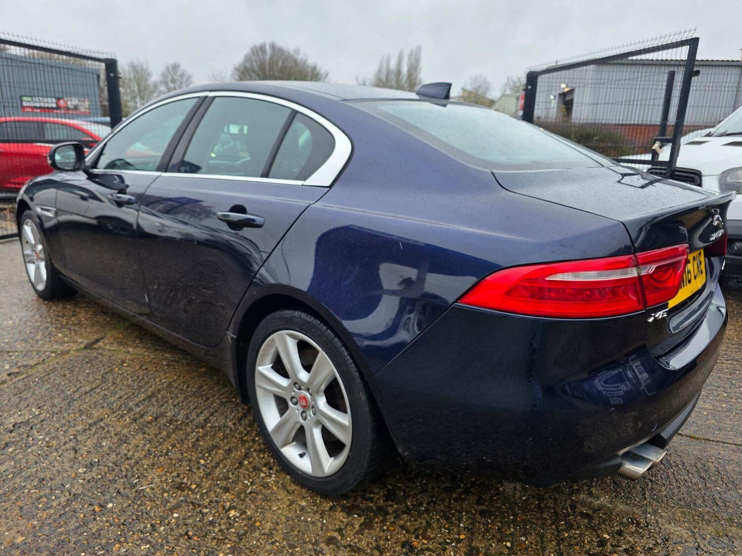Used Jaguar XE for sale - 77639363: Photo 4
