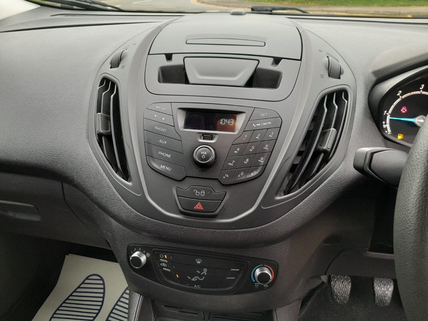 Used Ford Transit Courier for sale - 77639364: Photo 19