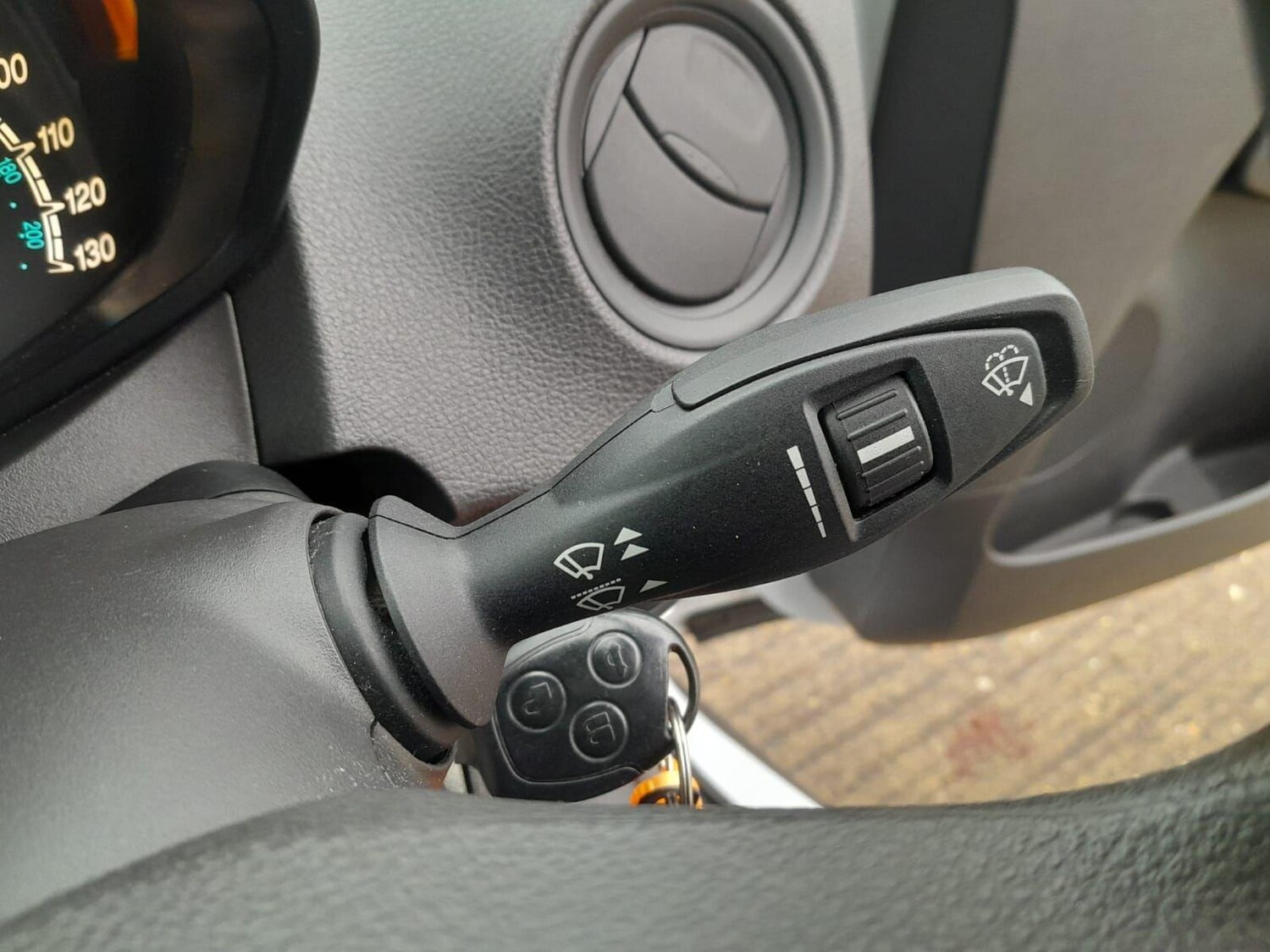 Used Ford Transit Courier for sale - 77639364: Photo 24