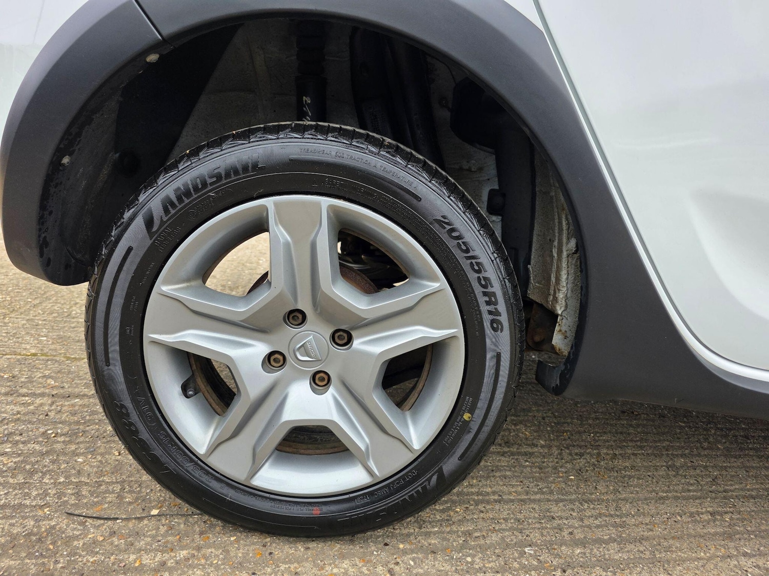 Used Dacia Sandero Stepway 2017 for sale - 77782101: Photo 14