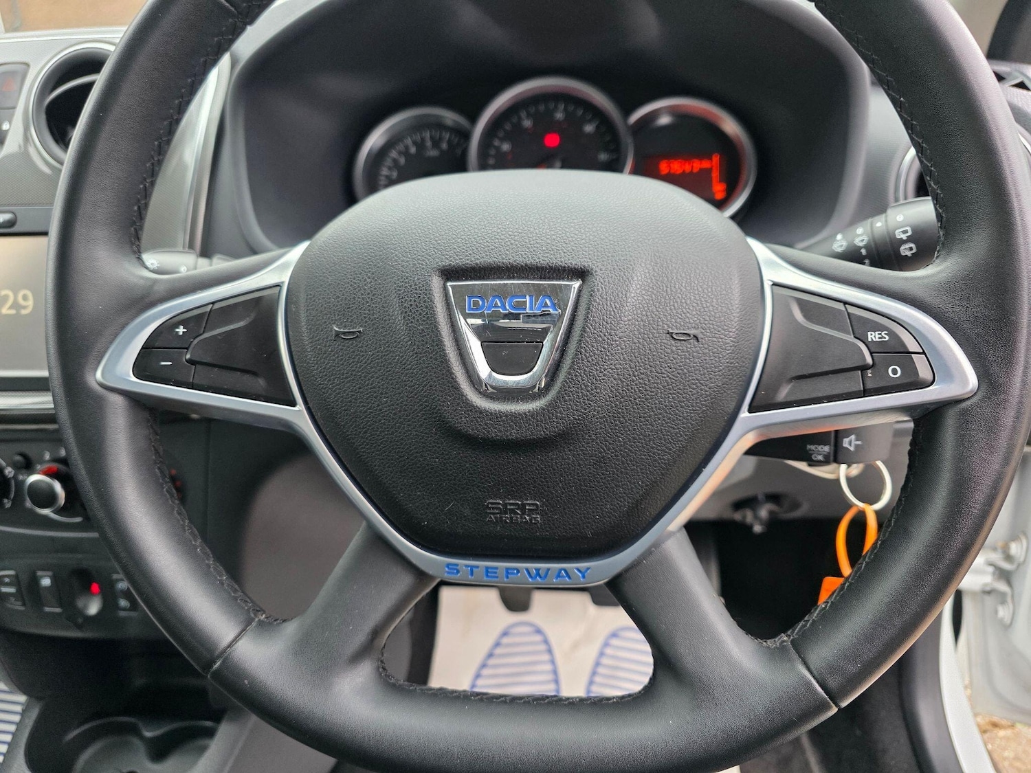 Used Dacia Sandero Stepway 2017 for sale - 77782101: Photo 17