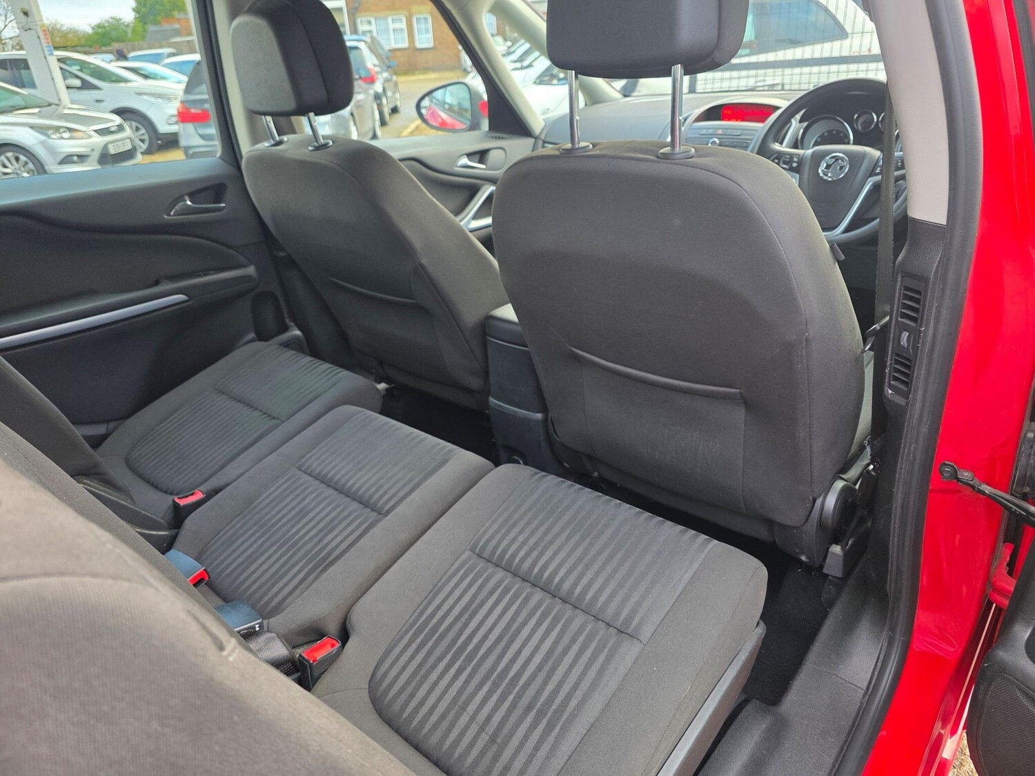 Used Vauxhall Zafira Tourer 2014 for sale - 77639391: Photo 22