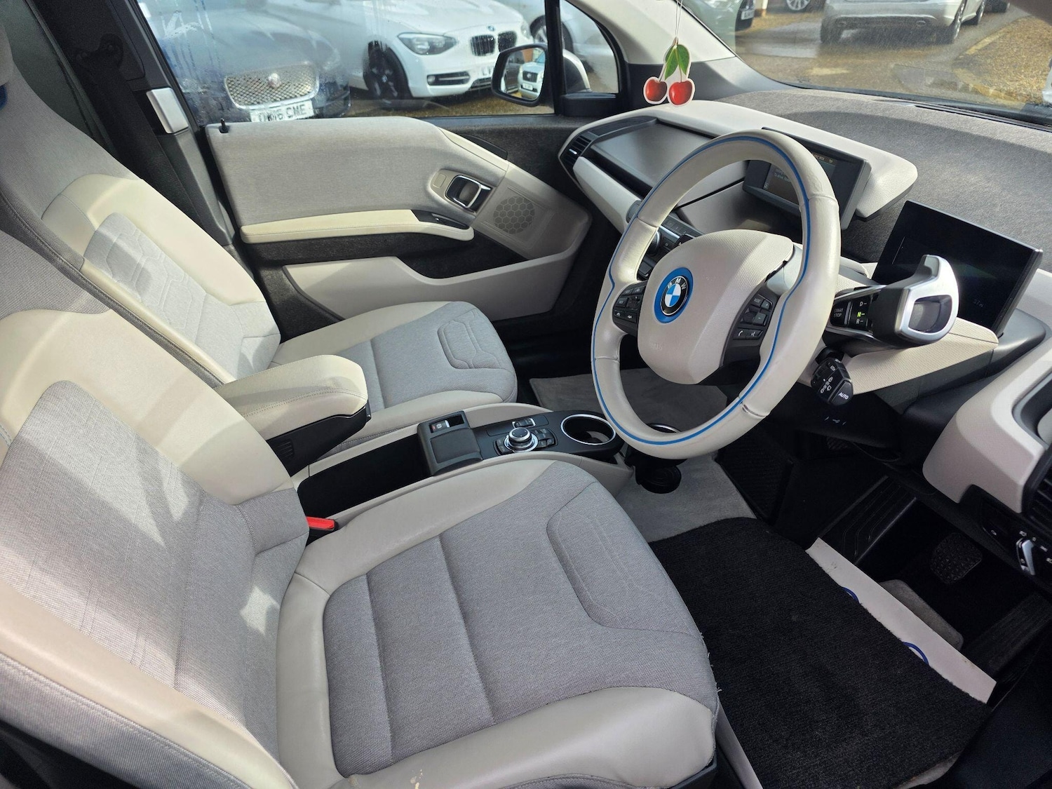 Used BMW i3 2014 for sale - 77639386: Photo 9