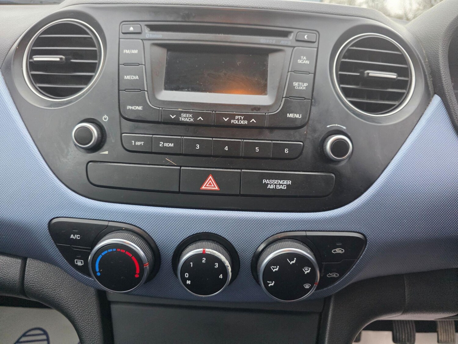 Used Hyundai i10 2015 for sale - 78054414: Photo 19