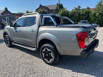 Used Nissan Navara 2019 for sale - 79282652: Photo