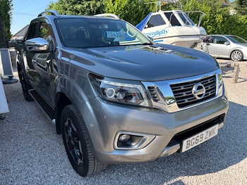 Used Nissan Navara 2019 for sale - 79143664: Photo