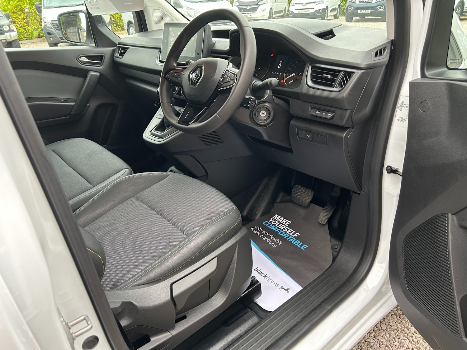 Used Renault Kangoo 2025 for sale - 77505977: Photo 5