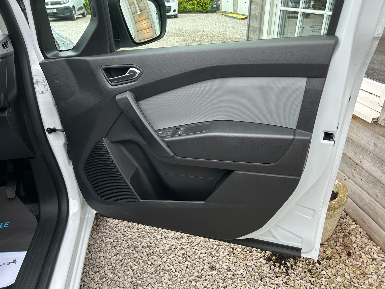 Used Renault Kangoo 2025 for sale - 77505977: Photo 6