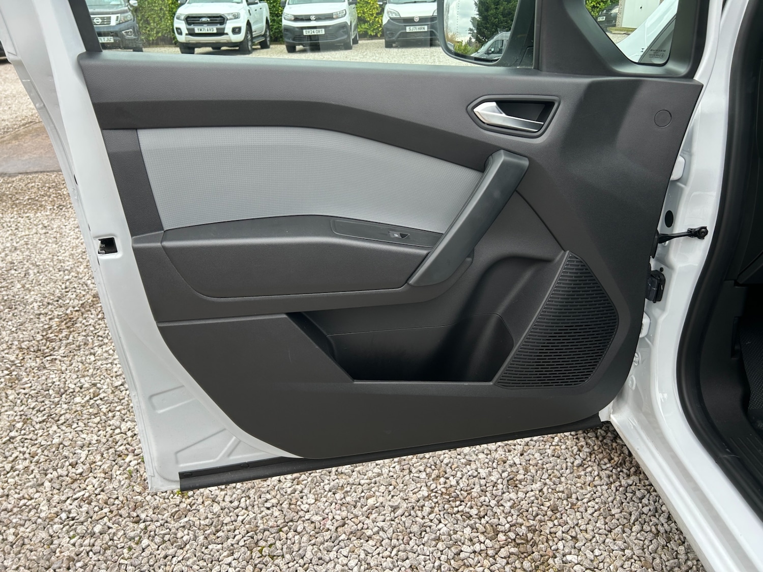 Used Renault Kangoo 2025 for sale - 77505977: Photo 8