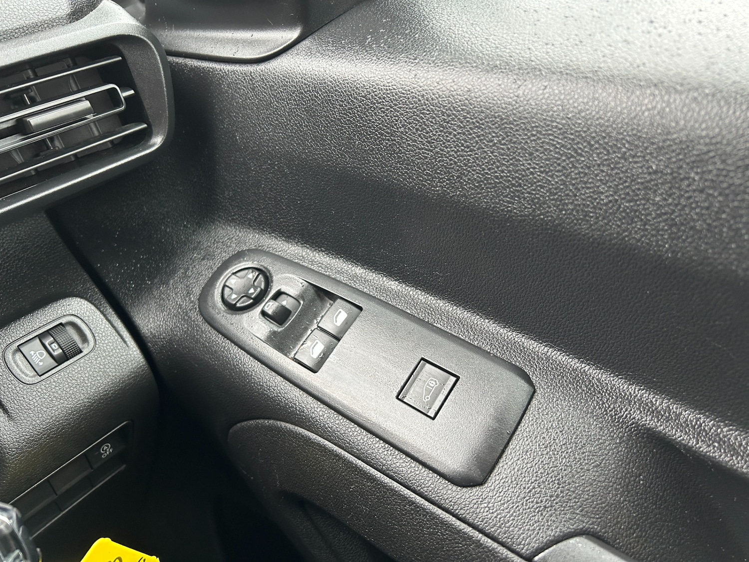 Used Peugeot Partner 2020 for sale - 78004687: Photo 18