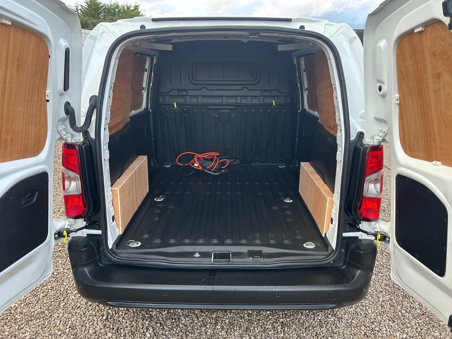 Used Toyota ProAce 2022 for sale - 76884790: Photo 12