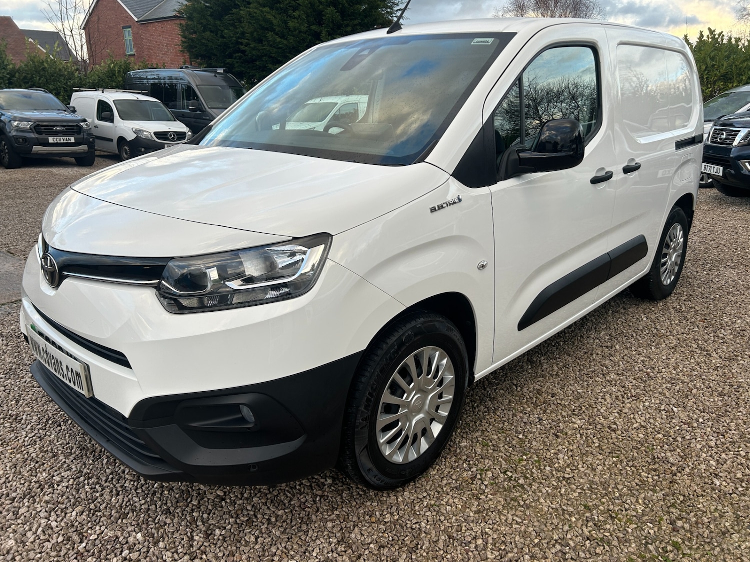 Used Toyota ProAce 2022 for sale - 76884790: Photo 2